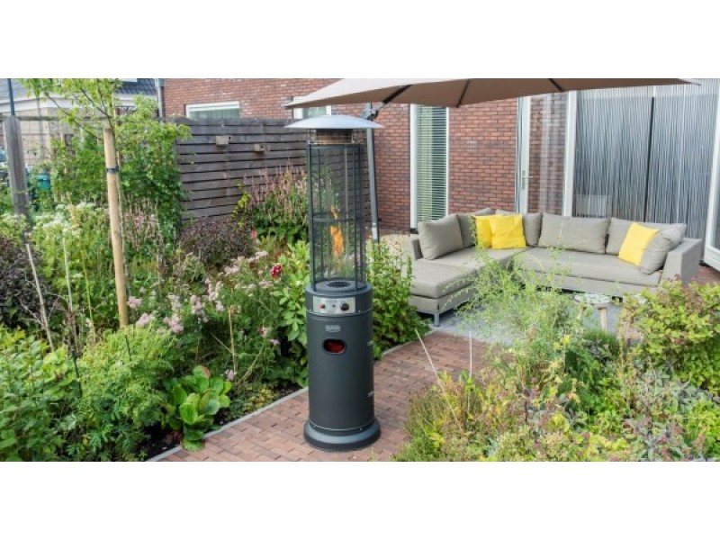 Terrasheater met vlam zwart