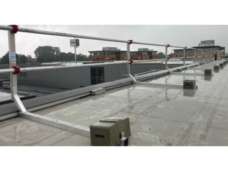 Dakrandbeveiliging Aluminium per m1