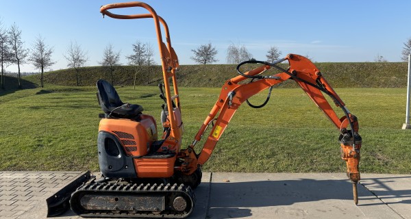 Kubota U10-3 Minigraver 1000KG met sloophamer